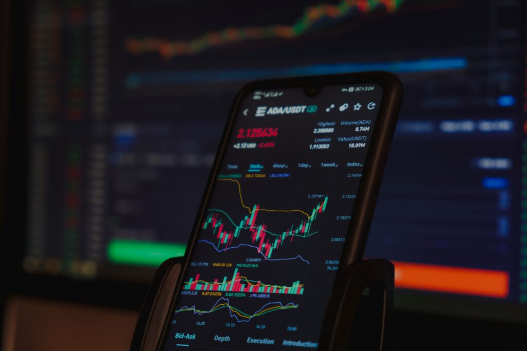 FintechZoom.io Stock Market Course guide to investing, trading, and stock market learning.