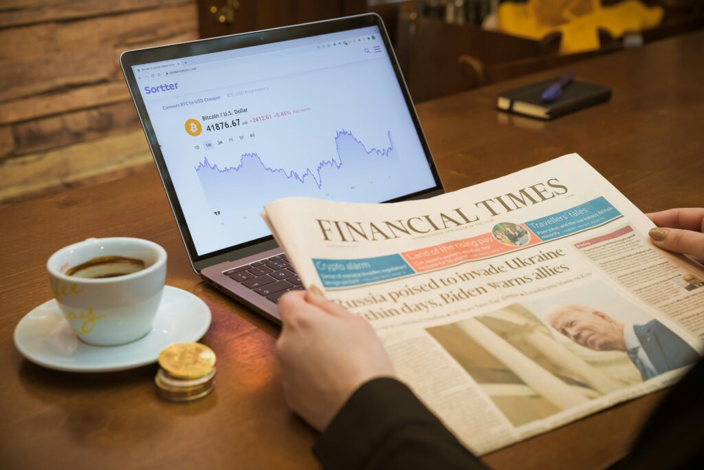 FintechZoom .com guide featuring financial news, market insights, and digital finance trends.