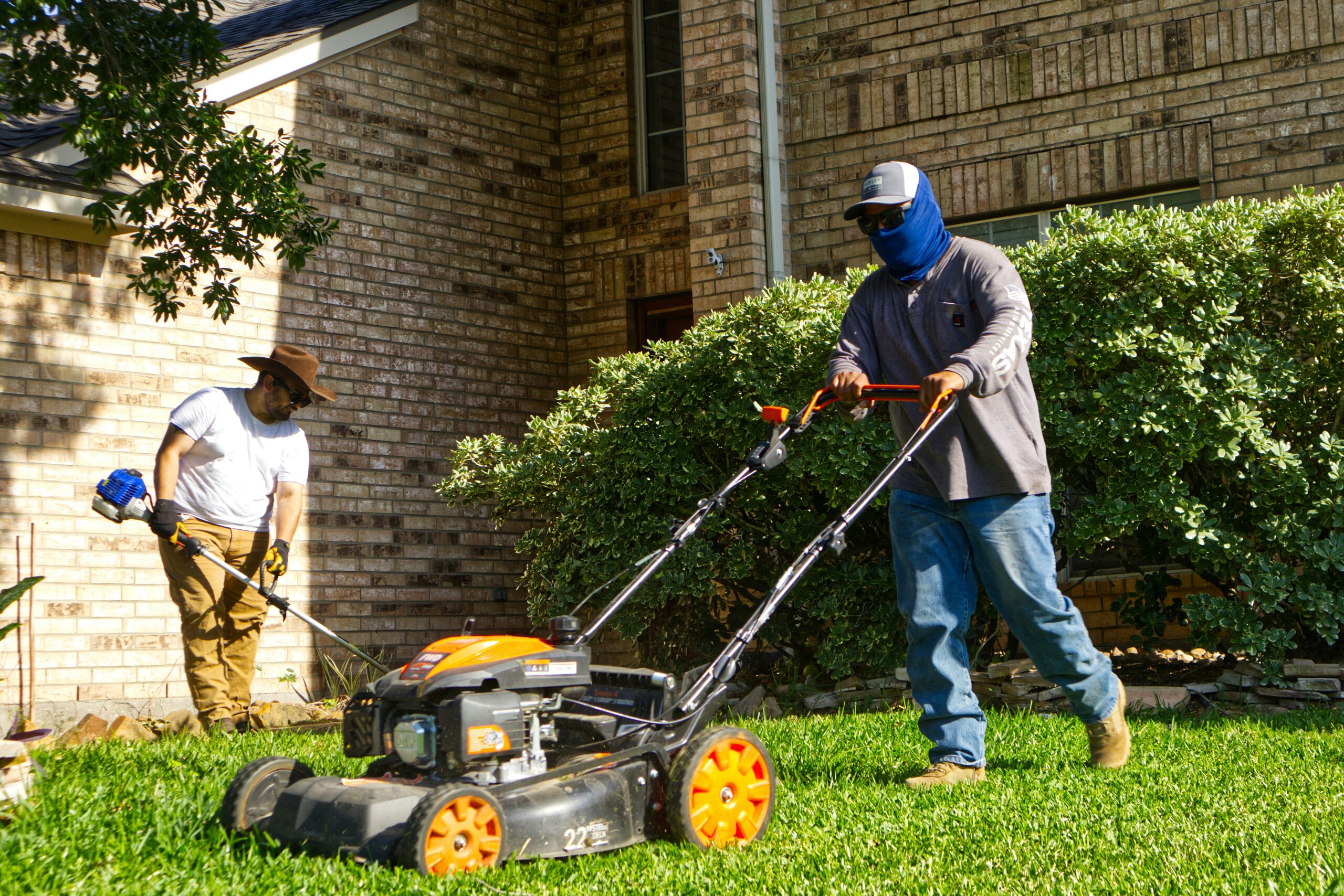 Lawn Mower Battery Guide: Powerful Tips to Extend Battery Life and Prevent Costly Failures