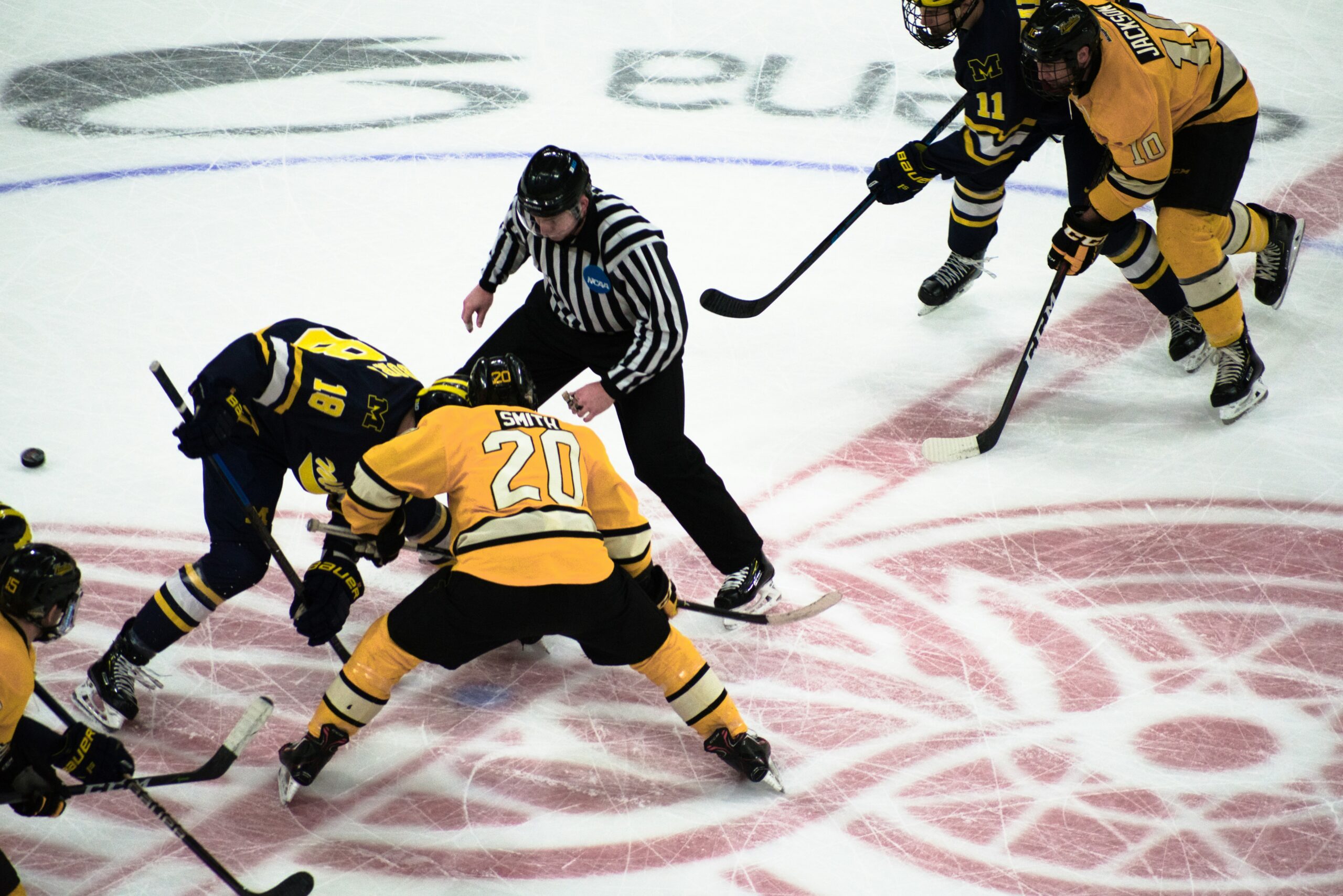 How Long Does a Hockey Game Last? Complete Breakdown of Game Time, Periods, Breaks, and Overtime