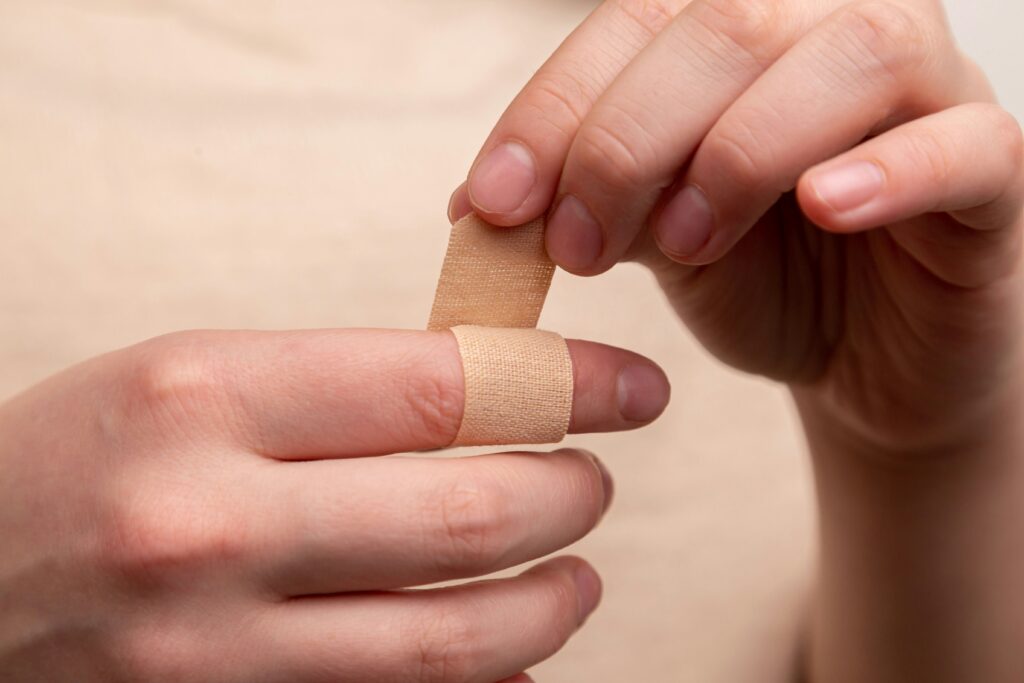 Why Do Healing Wounds Itch? covering tissue repair, scabbing, dry skin, inflammation, nerve recovery, irritation, and infection warning signs.