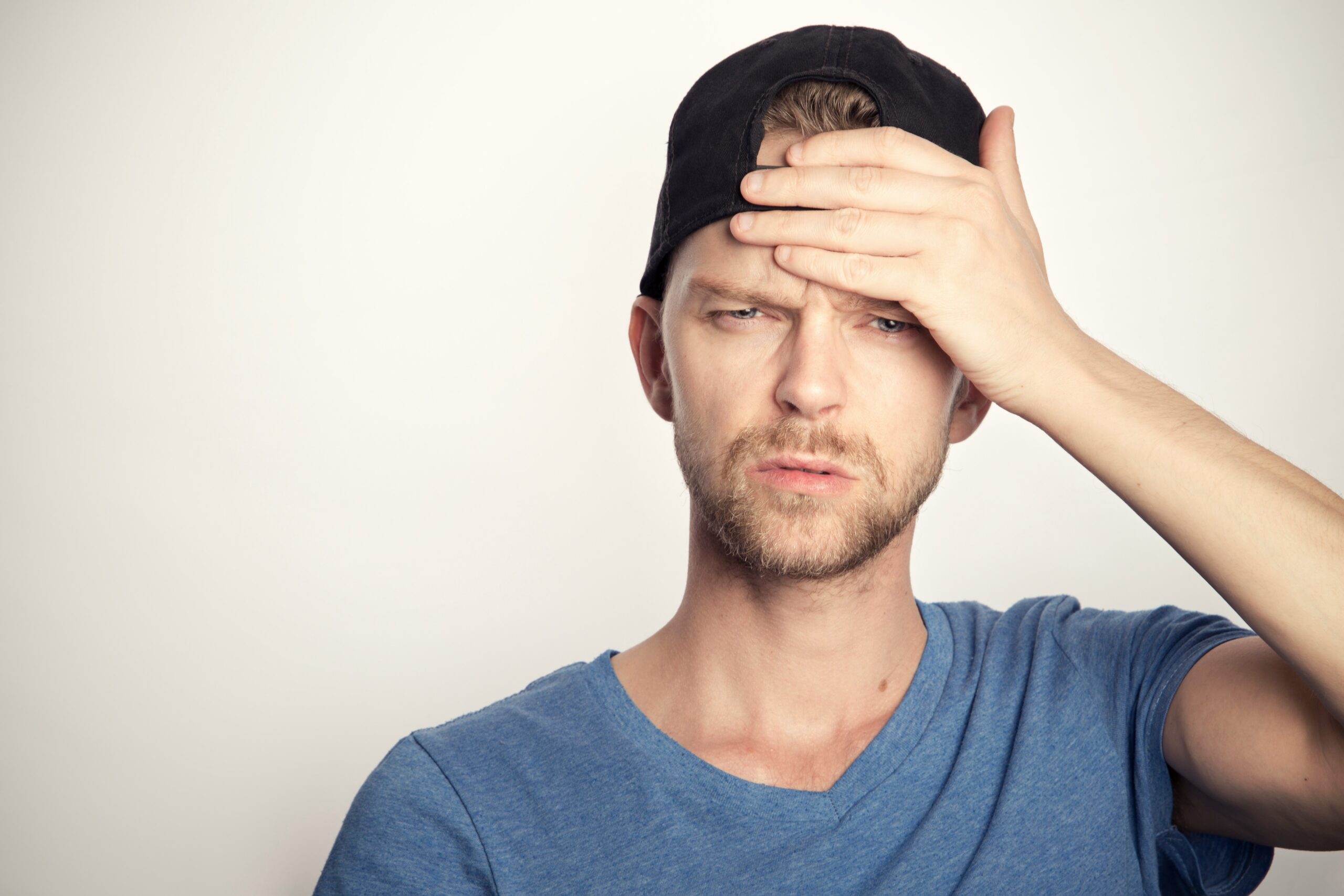 Why Does My Head Hurt When I Move My Eyes? Causes, Warning Signs, and What to Do